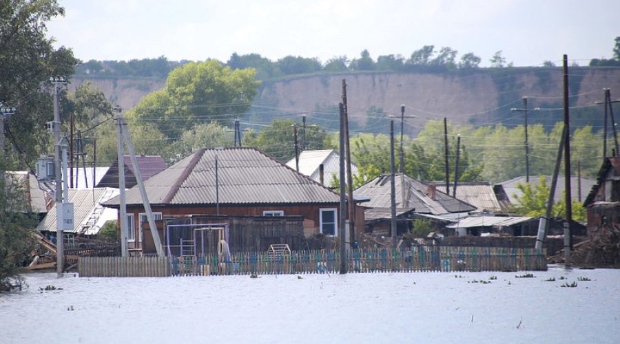 Паводок на Алтае оставил под водой почти две сотни домов