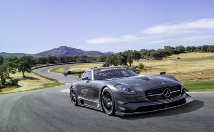 Сотрудников ФСО и МВД судят за "откаты" на миллион евро при закупках Mercedes-Benz