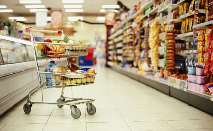 Роcстат зафиксировал понижение цен на продукты питания в магазинах