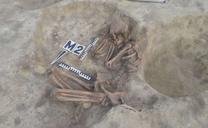 На раскопках в Алтайском крае обнаружили захоронение скифских времен
