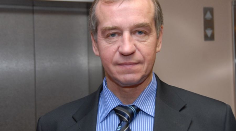 Эпоха &quot;красного&quot; губернатора началась в истории Иркутской области