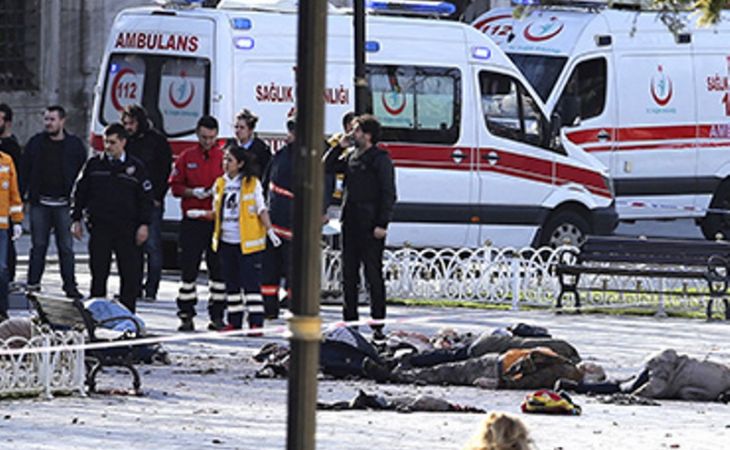 13 человек погибли при взрыве в Стамбуле