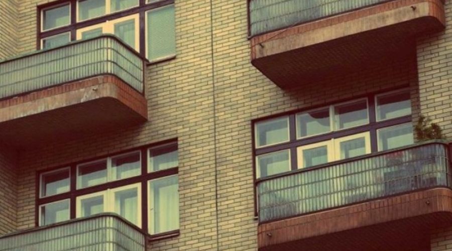 Шестиклассница покончила с собой в Москве из-за несчастной любви