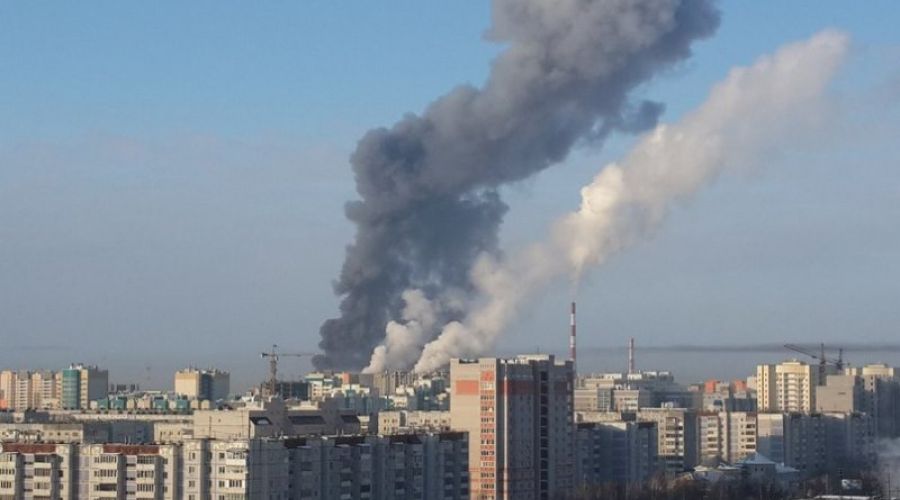 Ангар рядом с ТЭЦ-3 горел в Барнауле