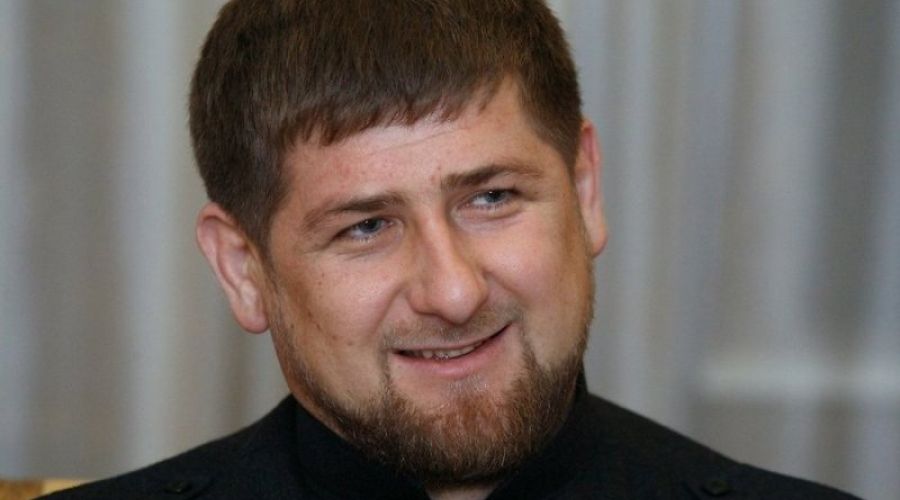 #Рамзаннеуходи: в соцсетях запустили акцию в поддержку Кадырова