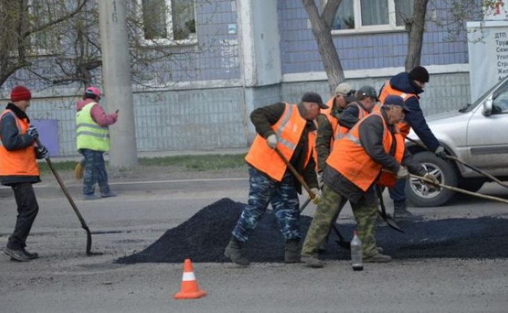 Ремонт дорог в Барнауле начнут с 15 апреля