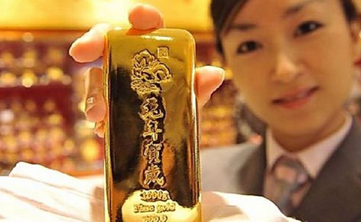 Китай начал массово начал скупать золото у российских банков