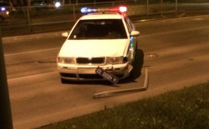 Погоня за пьяным водителем обернулась серьёзной аварией для ГИБДД в Барнауле