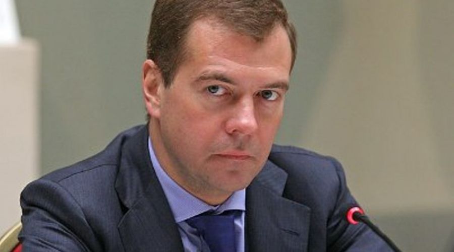 Россияне просят Путина отправить Медведева в отставку