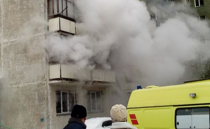 Серьёзный пожар произошел в барнаульской многоэтажке. Фото