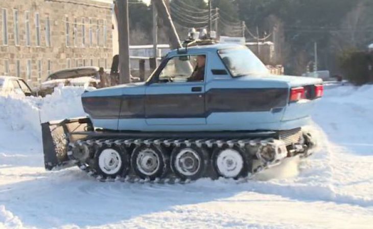 Барнаулец сделал из ВАЗа снегоуборочного "монстра"