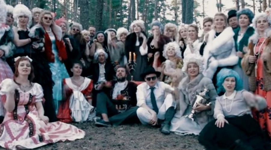 Родители барнаульских школьников сняли клип к выпускному детей (видео)