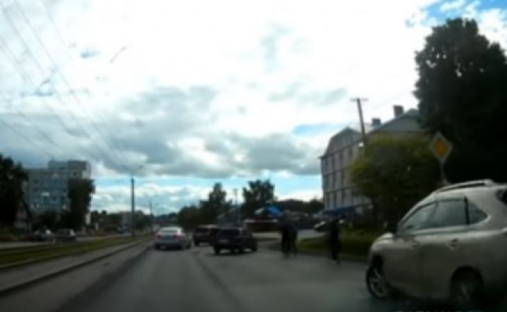 Стрельба между автомобилистами произошла в Барнауле