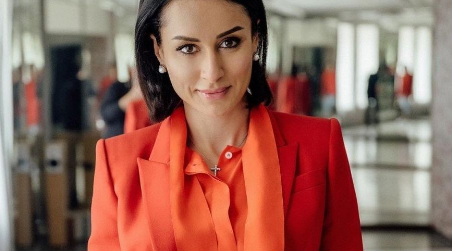 Тина Канделаки обсудила с экспертами феномен Ольги Бузовой