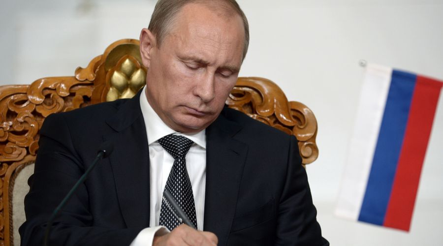 Путин подписал указ о приостановке выполнения ДРСМД