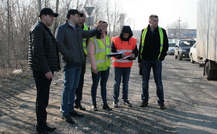 Барнаульские депутаты инспектируют качество дорог, выполненных по проекту БКД