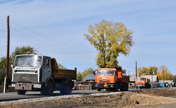 Свыше 320 миллионов рублей направили на строительство дорог к фермам в Алтайском крае