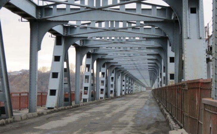 Старый мост в Барнауле закроют на ремонт на два года