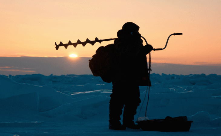 Из-за рыбаков спасатели проводят профилактические рейды на водоемах Алтайского края