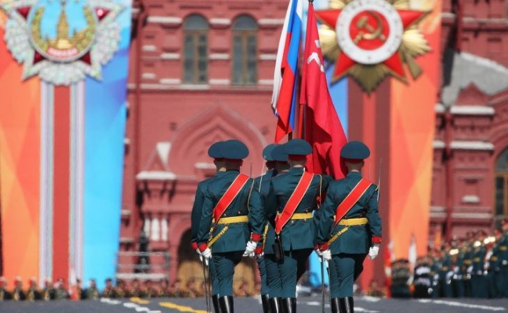 Владимир Путин перенес парад Победы 9 мая