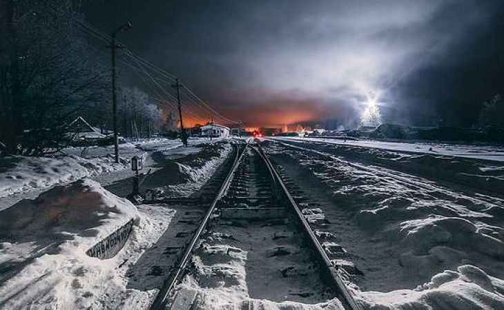 Житель Алтайского края трагически погиб под колесами электропоезда