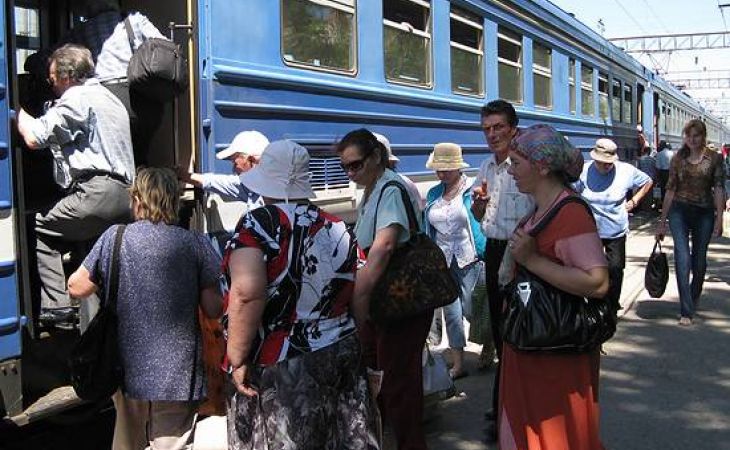 Дополнительные пригородные поезда запустят в Алтайском крае в преддверии дачного сезона