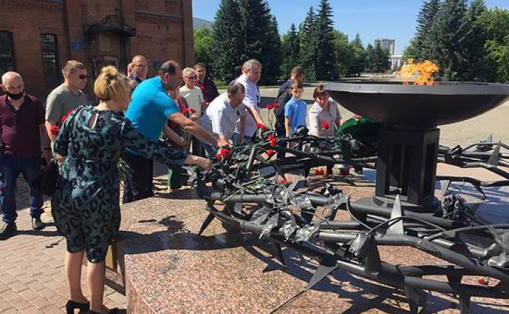 В Барнауле отметили 30-летие создания мемориала ПАМЯТИ "Воинам-интернационалистам"