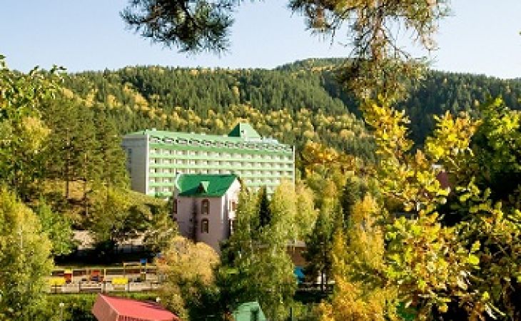 Четыре гостиничных комплекса Алтайского края получили господдержку на проведение работ, связанных с классификацией заведений